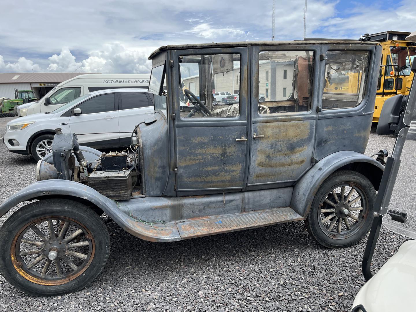 ./imagenes/INVOICE/2019/18028/Tin Lizzie (16).JPG